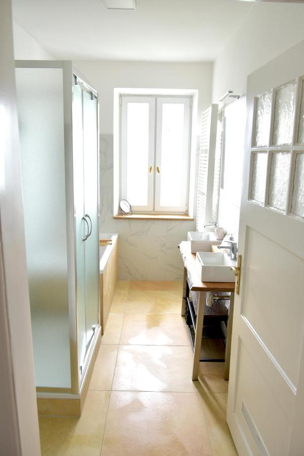 White Midsommar - Stilvolle Wohnung, 3 Schlafzimmer, Wohnzimmer, Kueche Landshut Zewnętrze zdjęcie