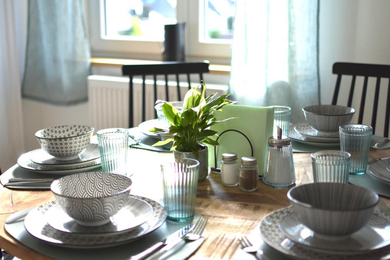 White Midsommar - Stilvolle Wohnung, 3 Schlafzimmer, Wohnzimmer, Kueche Landshut Zewnętrze zdjęcie